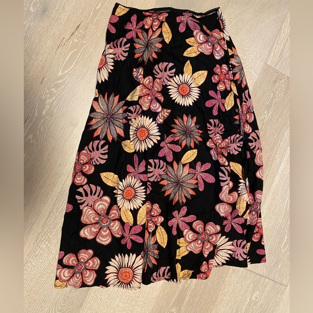 A super soft flower print skirt